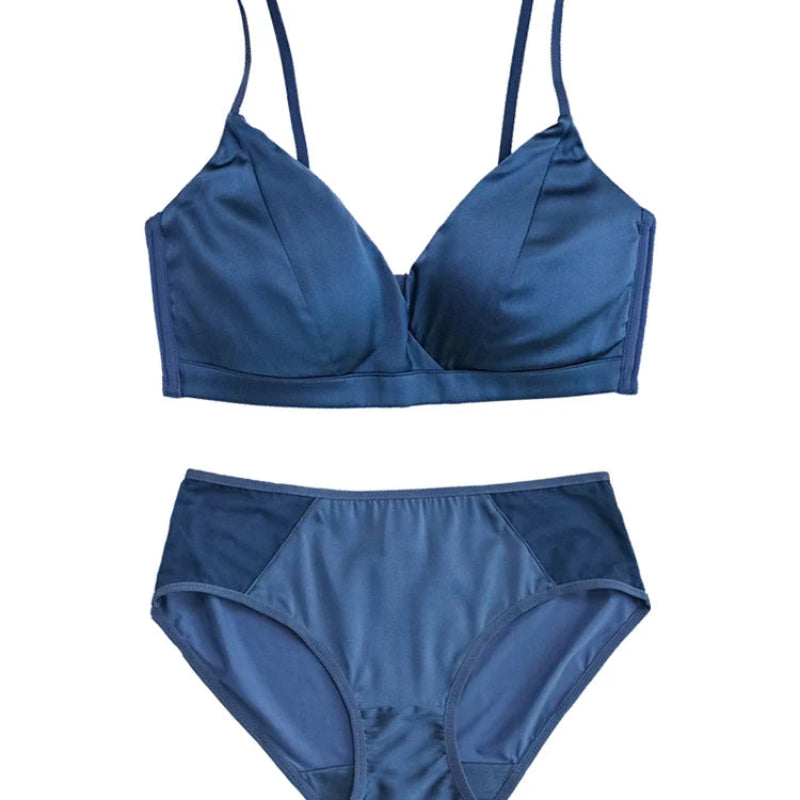 Silk Bra Set -  Wire-Free Thin Mold Cup Blue & Black